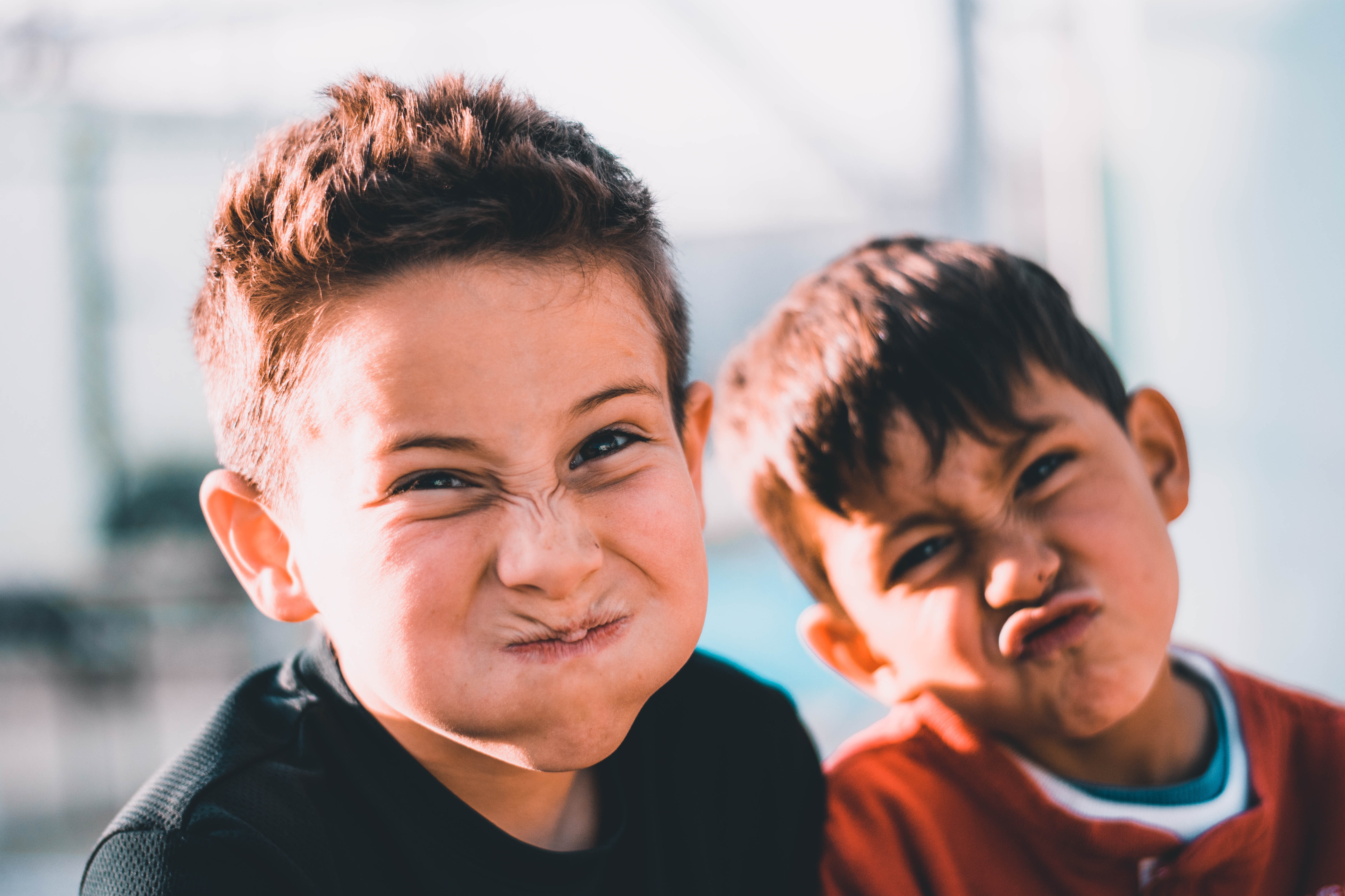 Allo Ortho » Mahé a 3 ans et appelle toujours son papa «mama»